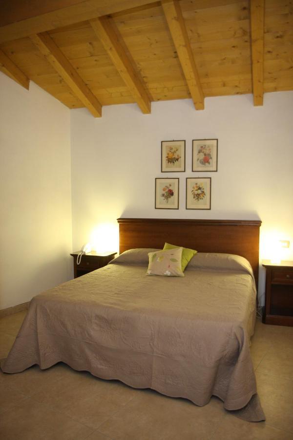 Bed and Breakfast Gli Acini à Pietra dei Giorgi Extérieur photo